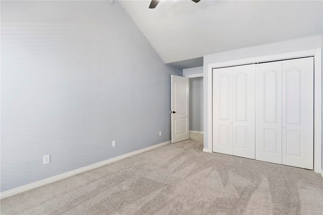 649 N Rupple Road, Fayetteville, AR 72704