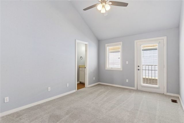 649 N Rupple Road, Fayetteville, AR 72704