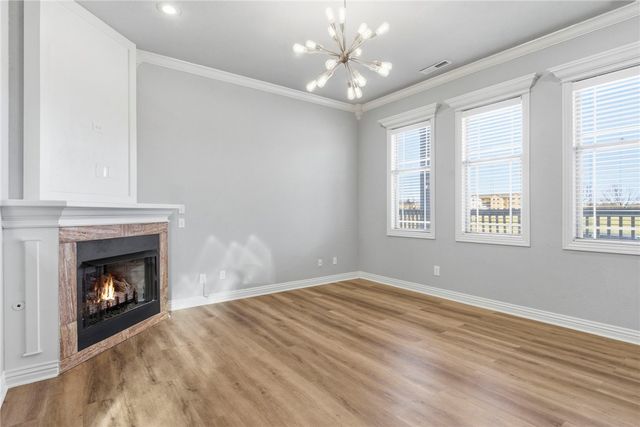 649 N Rupple Road, Fayetteville, AR 72704