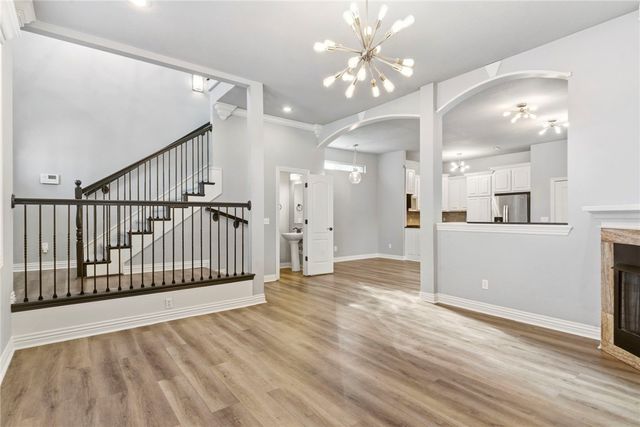 649 N Rupple Road, Fayetteville, AR 72704