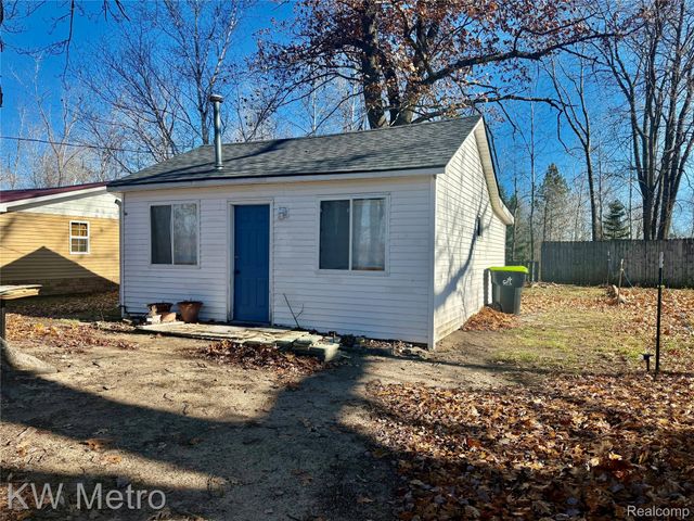 2346 Jimary Lane, Gladwin, MI 48624