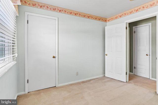 6 SLATE HILL RD, Camp Hill, PA 17011