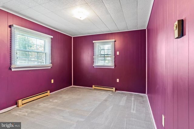 6 SLATE HILL RD, Camp Hill, PA 17011