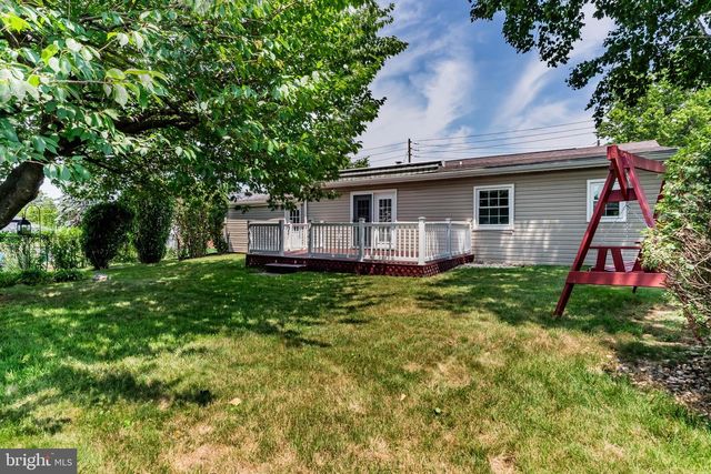 6 SLATE HILL RD, Camp Hill, PA 17011