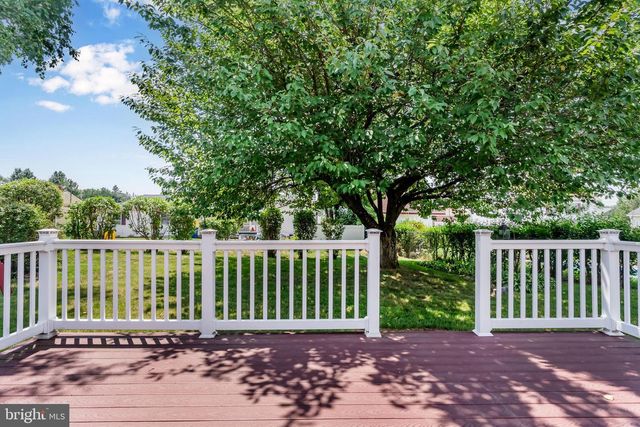 6 SLATE HILL RD, Camp Hill, PA 17011