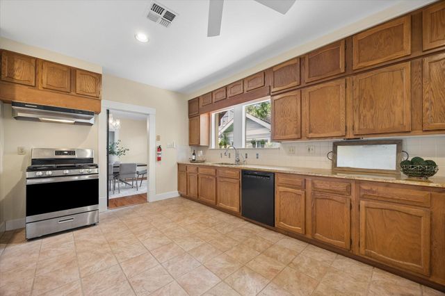 1240 Heights Boulevard, Houston, TX 77008