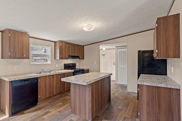 220 Green Street, Santee, SC 29142