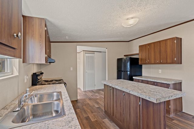 220 Green Street, Santee, SC 29142