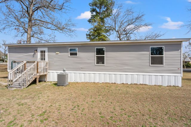 220 Green Street, Santee, SC 29142