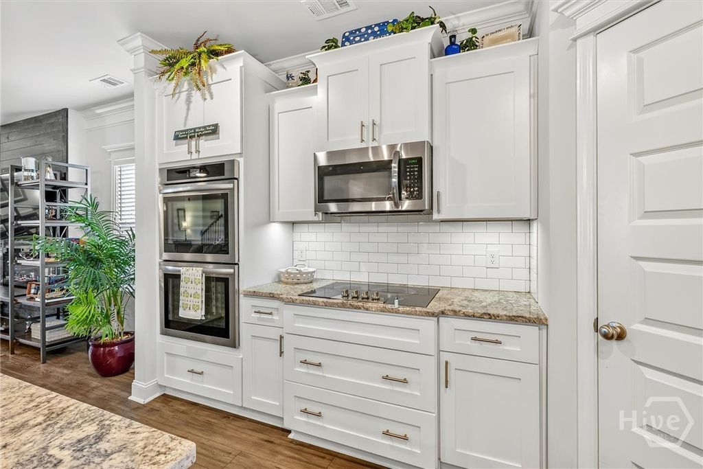 Image 15 of property listing at 165 Foxtail Drive, Richmond Hill, GA 31324