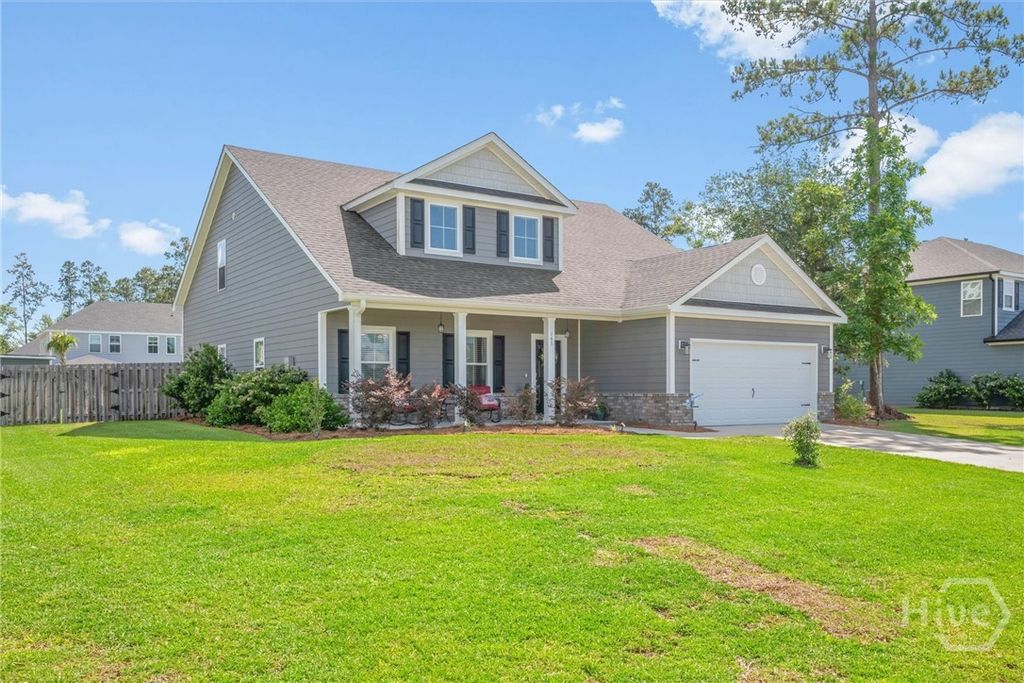 Image 3 of property listing at 165 Foxtail Drive, Richmond Hill, GA 31324