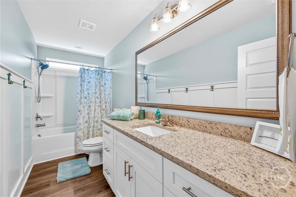 Image 40 of property listing at 165 Foxtail Drive, Richmond Hill, GA 31324