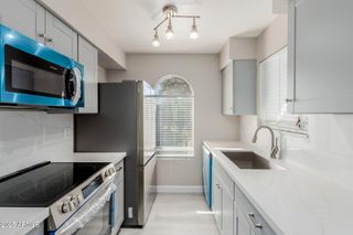 10610 S 48TH Street 2013, Phoenix, AZ 85044