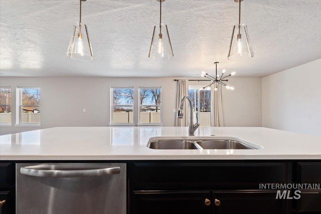 15182 N Mia Way, Nampa, ID 83651