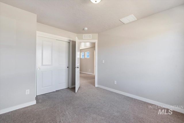 15182 N Mia Way, Nampa, ID 83651