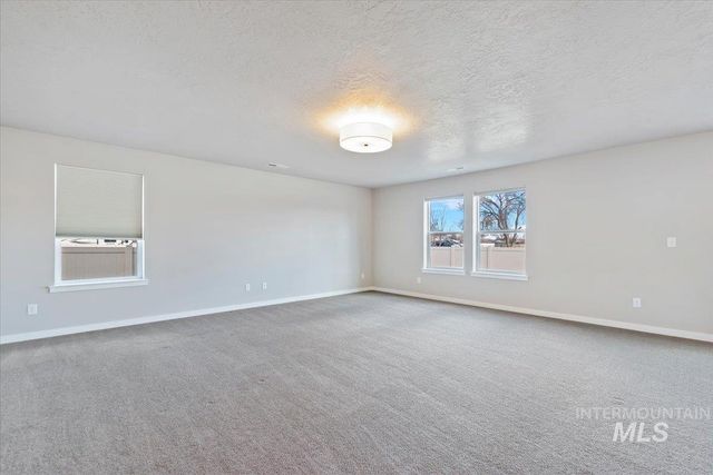 15182 N Mia Way, Nampa, ID 83651