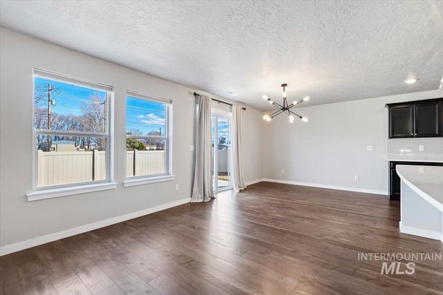 15182 N Mia Way, Nampa, ID 83651