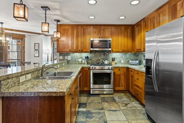8001 Northstar Drive 414 - 2ND WK FEB SUPRBOWL, Truckee, CA 96161