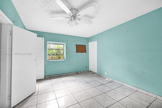 2415 NW 15th St, Miami, FL 33125