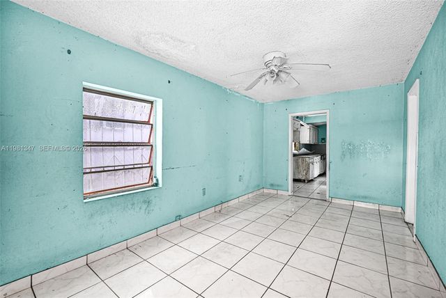 2415 NW 15th St, Miami, FL 33125