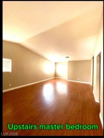 5585 Smoke Signal Avenue, Las Vegas, NV 89118