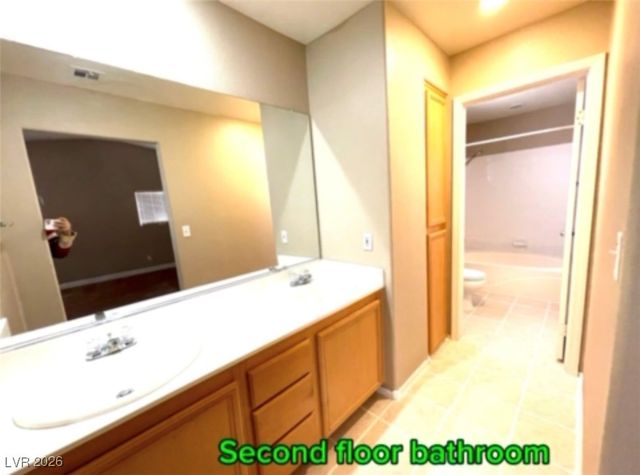 5585 Smoke Signal Avenue, Las Vegas, NV 89118