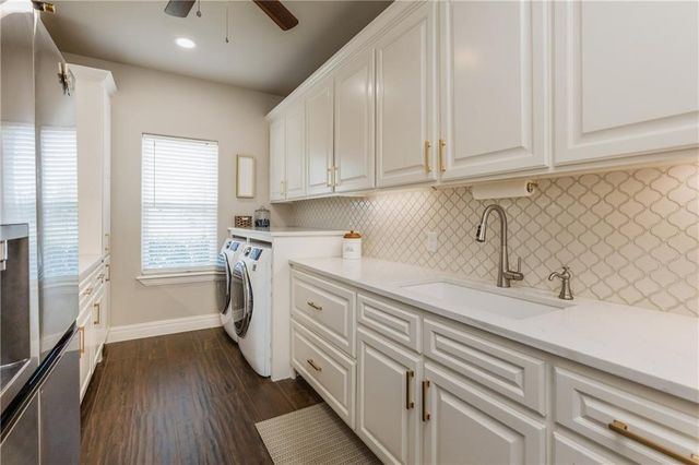 8102 Nazareth Dr, Corpus Christi, TX 78413