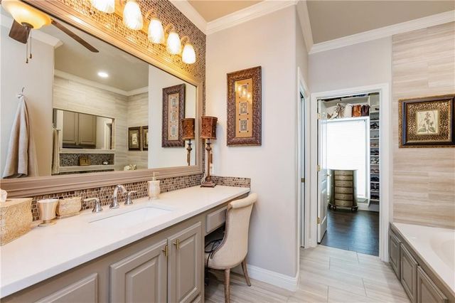 8102 Nazareth Dr, Corpus Christi, TX 78413