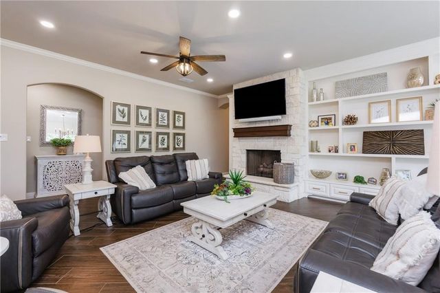 8102 Nazareth Dr, Corpus Christi, TX 78413