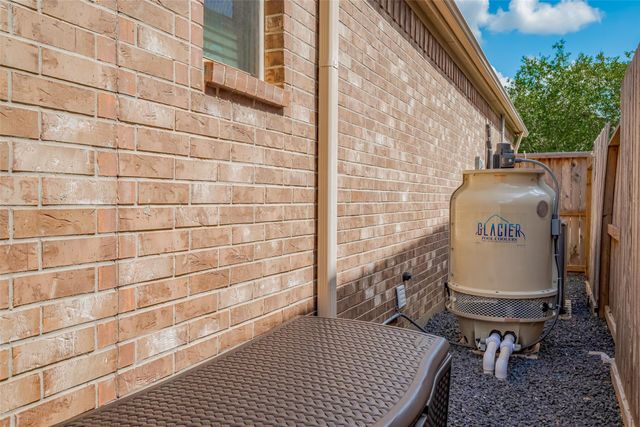 28210 Green Forest Bluff Trail, Katy, TX 77494