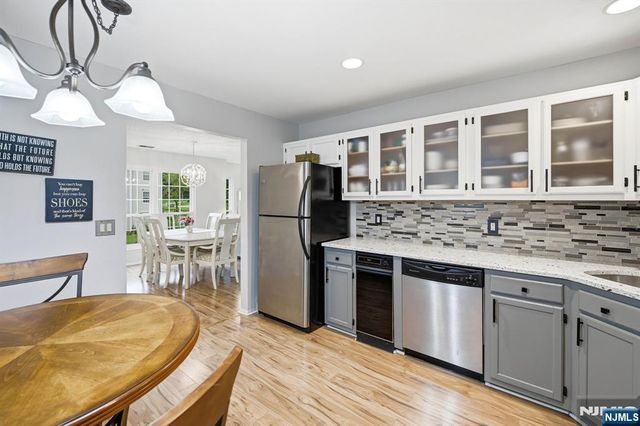 1204 Sycamore Lane, Mahwah, NJ 07430