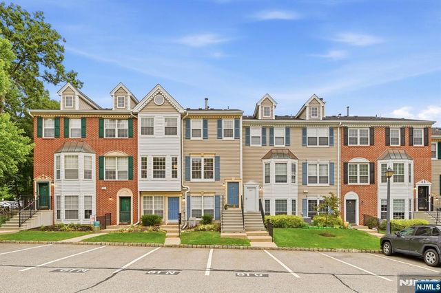 1204 Sycamore Lane, Mahwah, NJ 07430