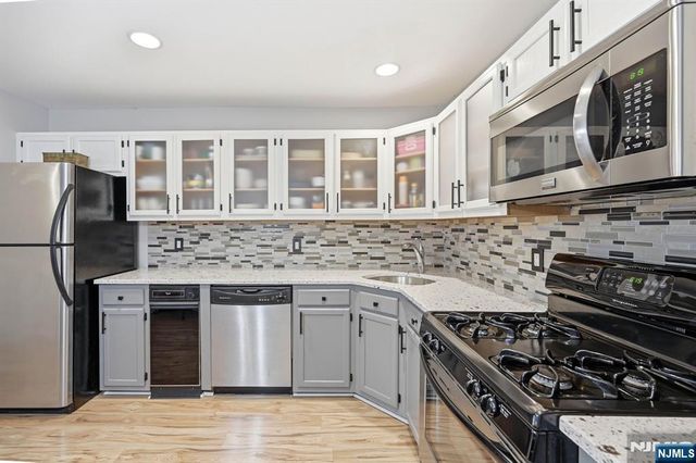 1204 Sycamore Lane, Mahwah, NJ 07430