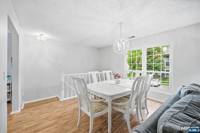 1204 Sycamore Lane, Mahwah, NJ 07430