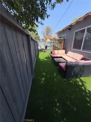 12610 Martha Street 2, Valley Village, CA 91607