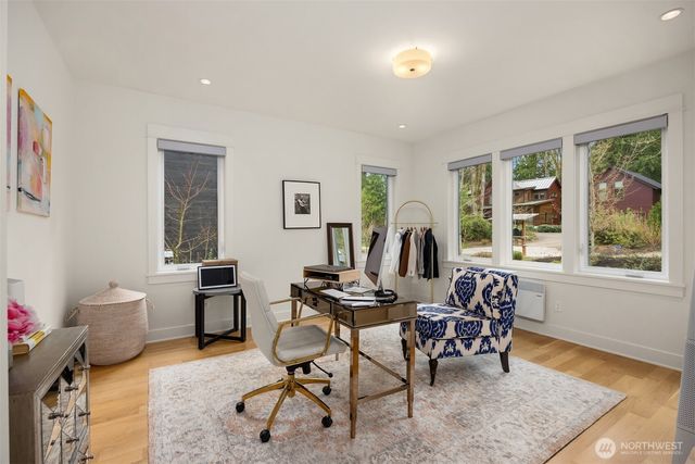 9581 NE Sigrids Court, Bainbridge Island, WA 98110