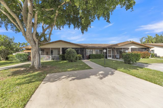 5755 Doris Court, Delray Beach, FL 33484