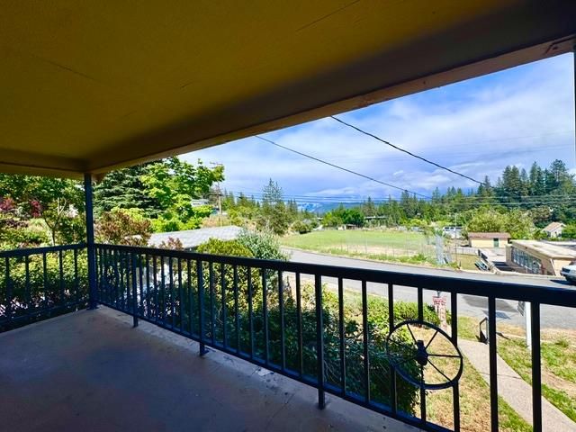 240 Pleasant St, Colfax, CA 95713