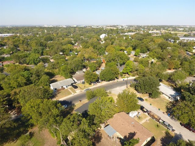 2101 Benwick CIR B, Austin, TX 78723