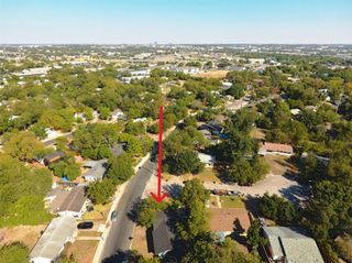 2101 Benwick CIR B, Austin, TX 78723