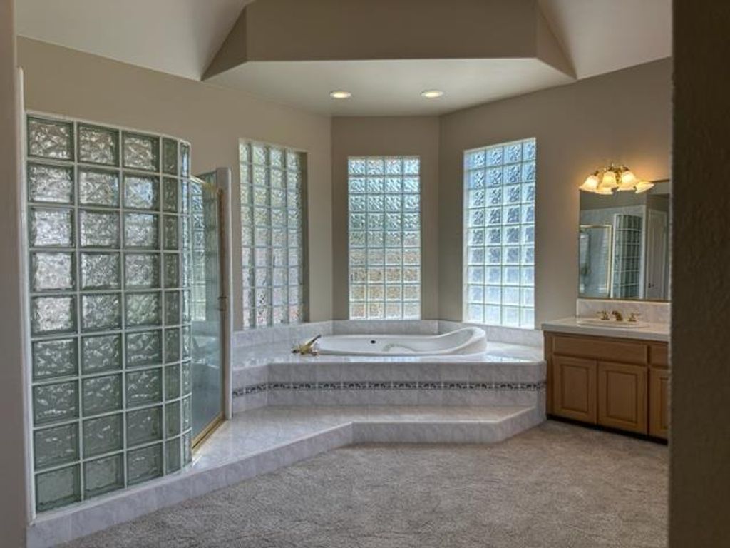 Image 18 of property listing at 4167 W Fallon Avenue, Fresno, CA 93722