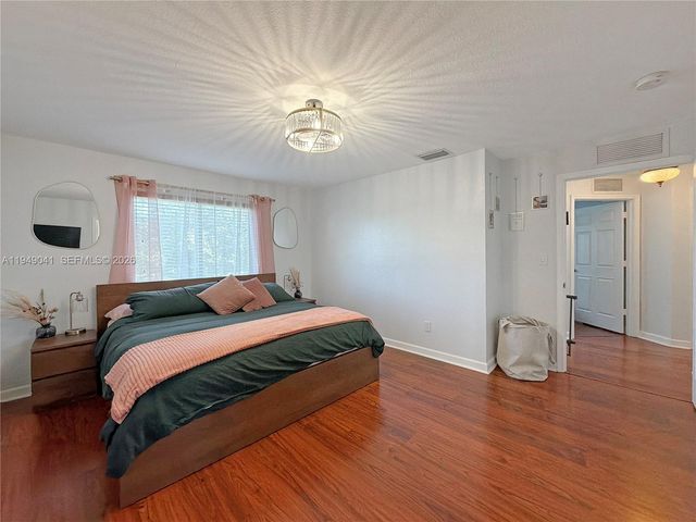 7355 NW 173rd Dr 103, Hialeah, FL 33015