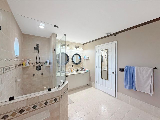 7355 NW 173rd Dr 103, Hialeah, FL 33015