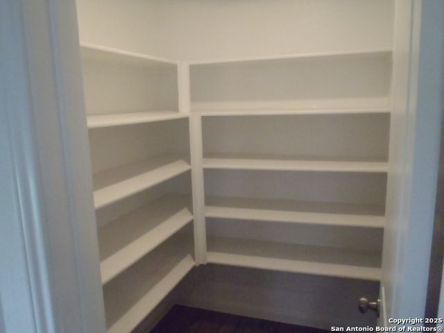 5919 Corsicana, Seguin, TX 78155