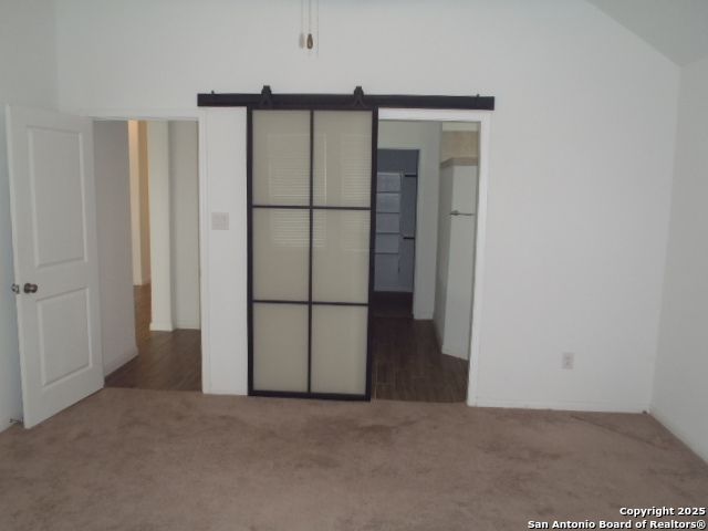 5919 Corsicana, Seguin, TX 78155