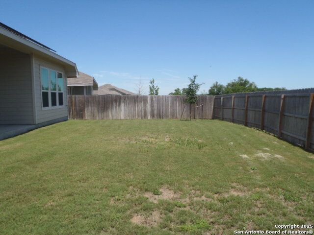 5919 Corsicana, Seguin, TX 78155