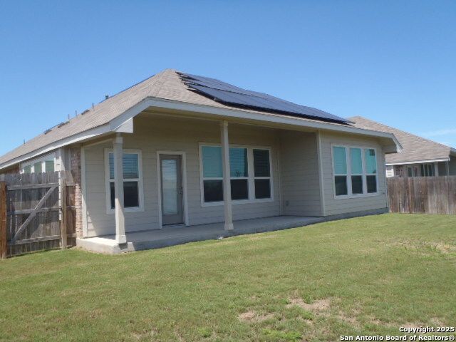 5919 Corsicana, Seguin, TX 78155