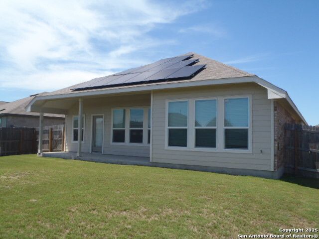 5919 Corsicana, Seguin, TX 78155