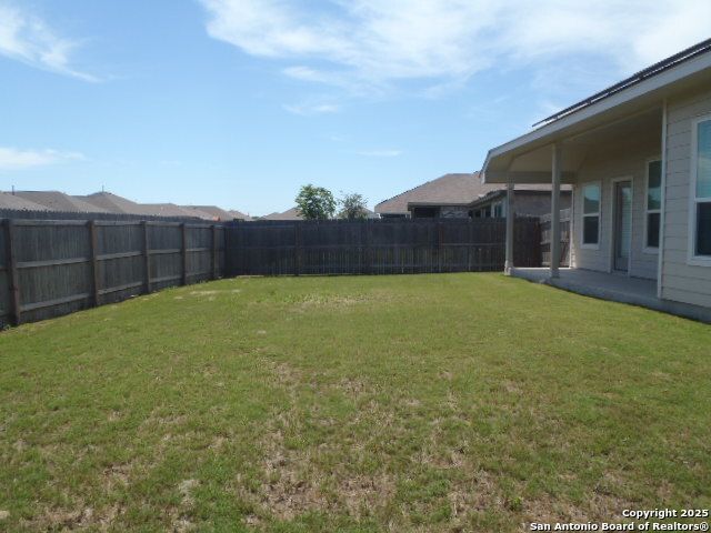 5919 Corsicana, Seguin, TX 78155