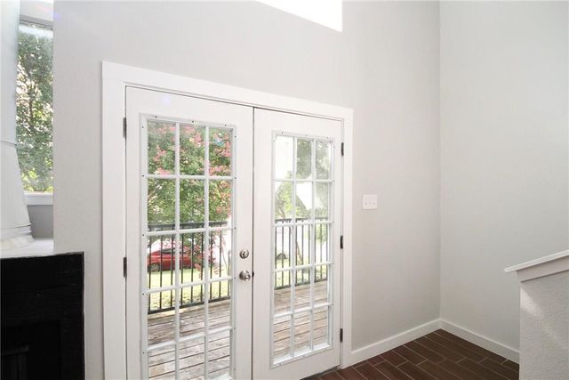 1600 West Ave 24, Austin, TX 78701